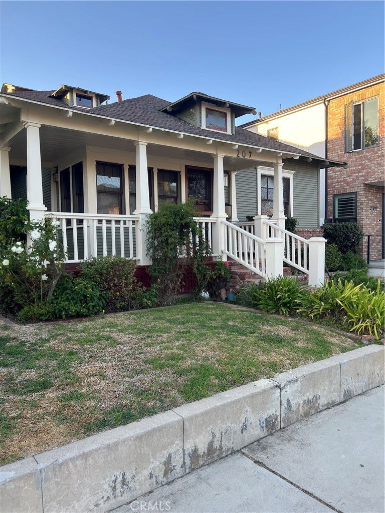 207 9th, Huntington Beach CA 92648 - photo 1