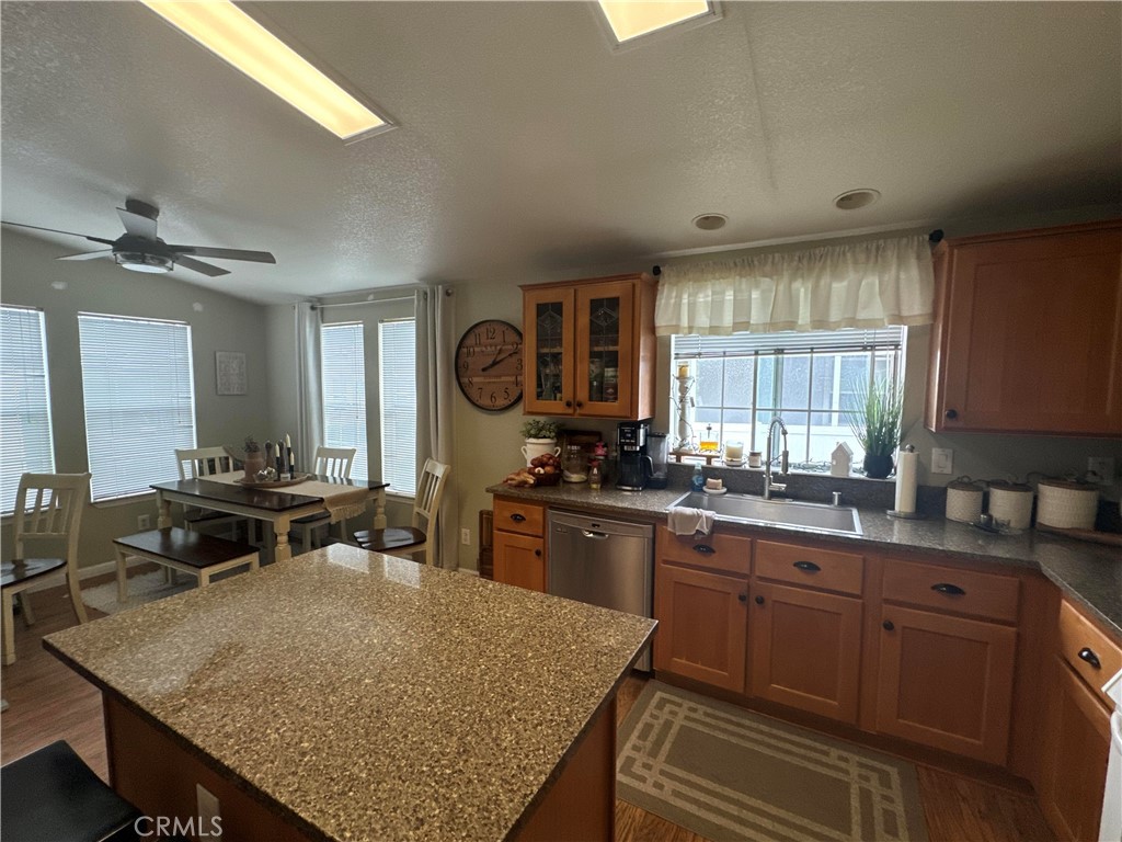 20701 Beach Blvd 147, Huntington Beach CA 92648 - photo 14