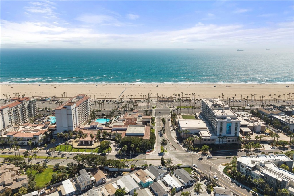 20701 Beach Boulevard 107, Huntington Beach CA 92648 - photo 25