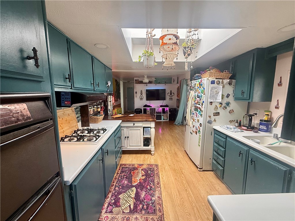 20701 Beach Boulevard 4, Huntington Beach CA 92648 - photo 2