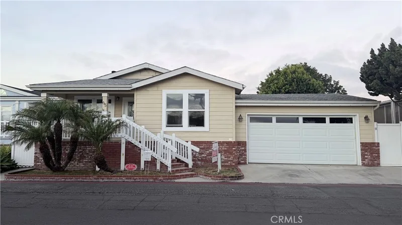 20701 Beach Boulevard 65, Huntington Beach