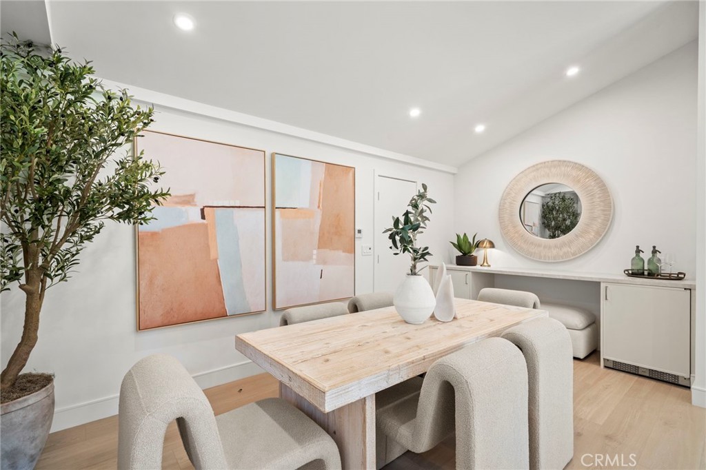 Dining room - 20852 Farnsworth Lane, Huntington Beach CA 92646 - photo 13