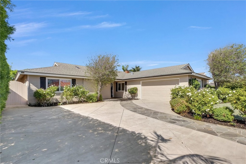 21061 Miramar Lane, Huntington Beach CA 92646 - photo 3