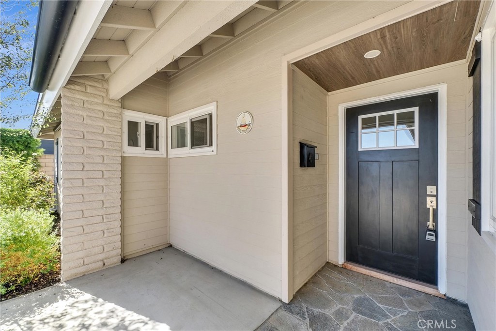 21061 Miramar Lane, Huntington Beach CA 92646 - photo 4