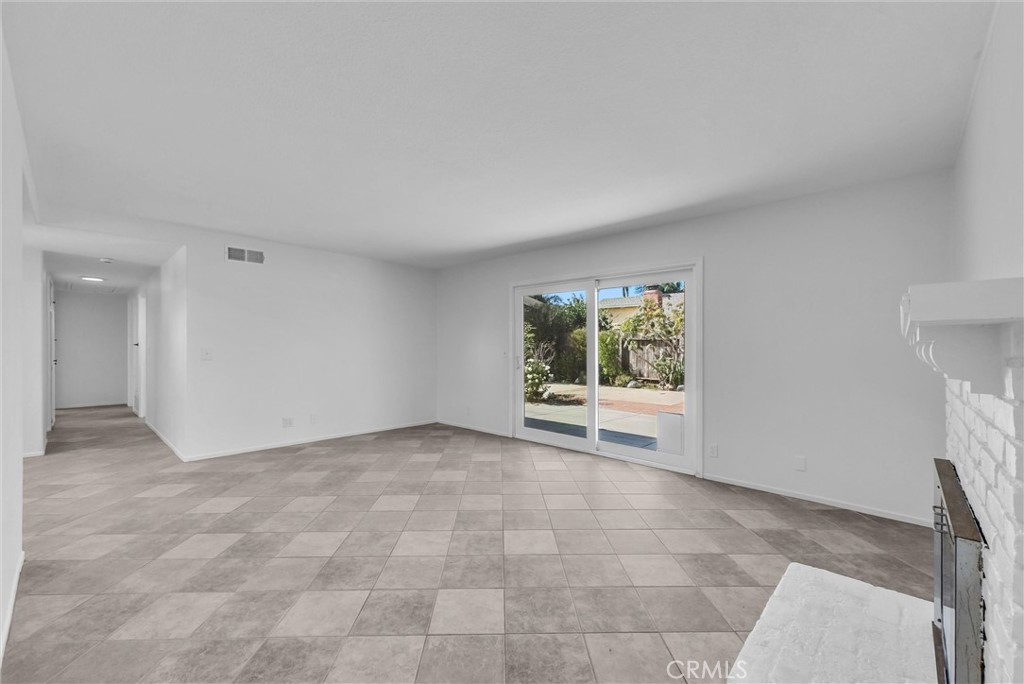 21061 Miramar Lane, Huntington Beach CA 92646 - photo 8