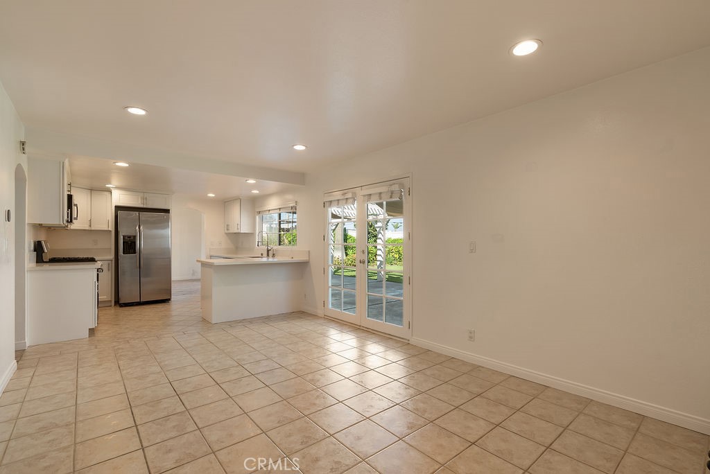 21072 Amberwick, Huntington Beach CA 92646 - photo 8