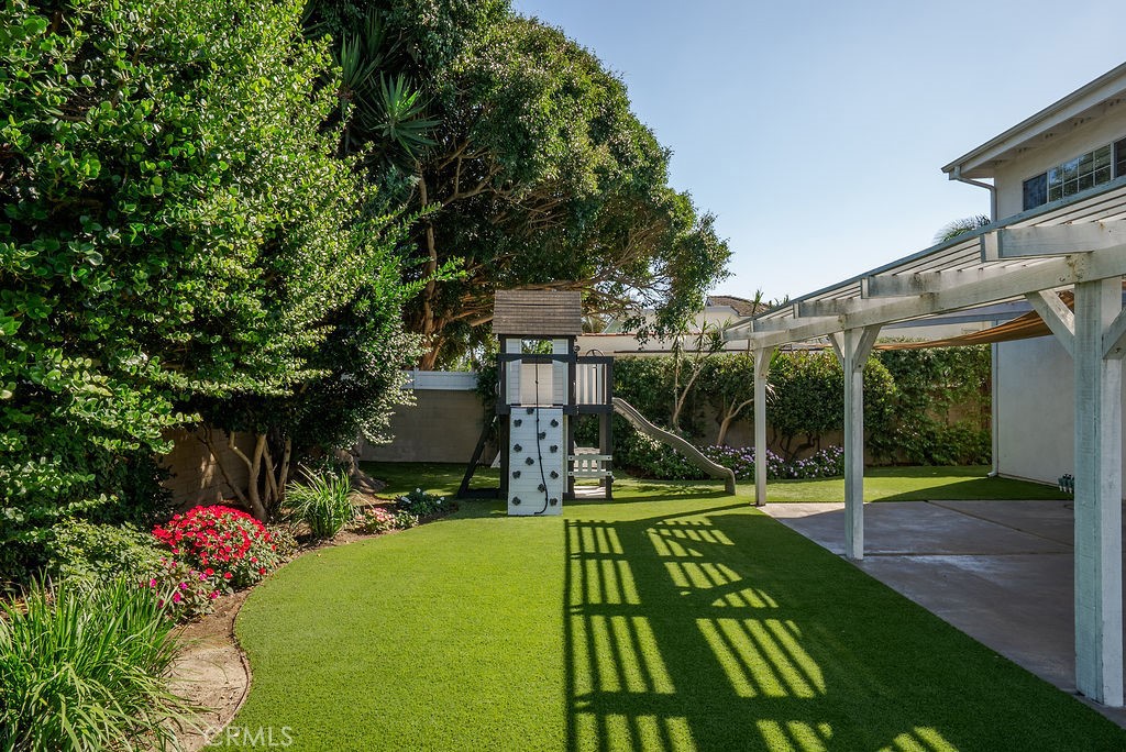 21072 Amberwick, Huntington Beach CA 92646 - photo 25