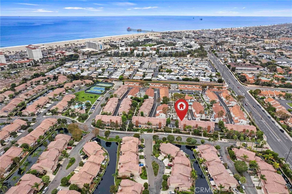 21072 Poolside, Huntington Beach CA 92648 - photo 3