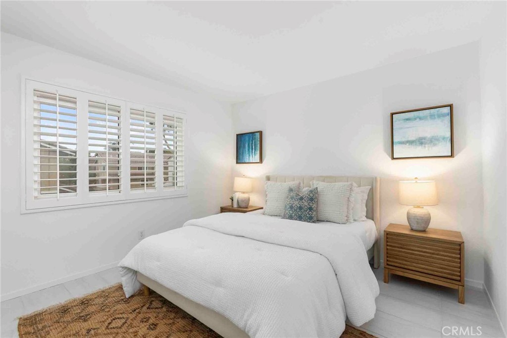 21072 Poolside, Huntington Beach CA 92648 - photo 18