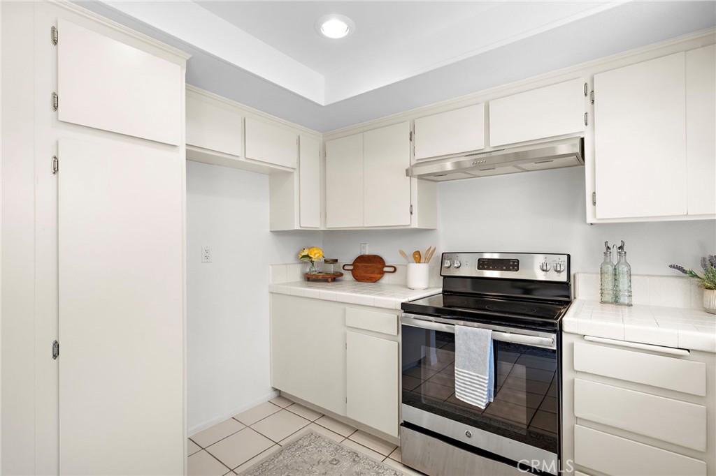 21096 Windchild, Huntington Beach CA 92646 - photo 16