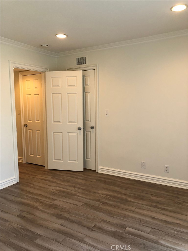 211 7th Street, Huntington Beach CA 92648 - photo 25