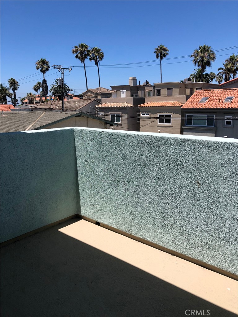 211 7th Street, Huntington Beach CA 92648 - photo 35