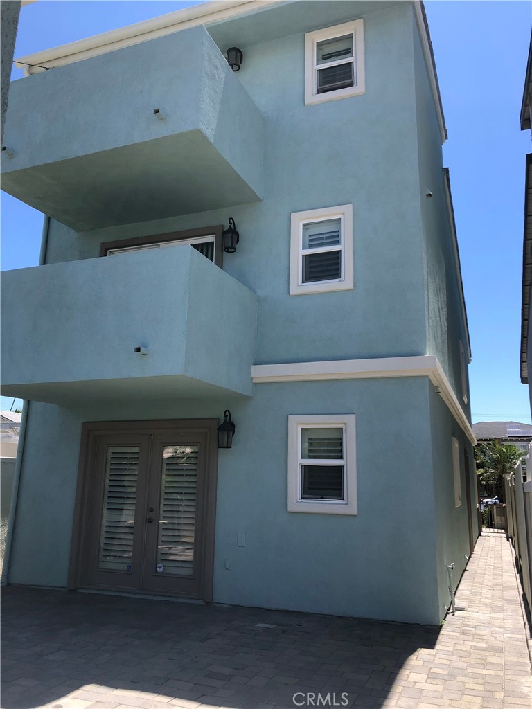211 7th Street, Huntington Beach CA 92648 - photo 36