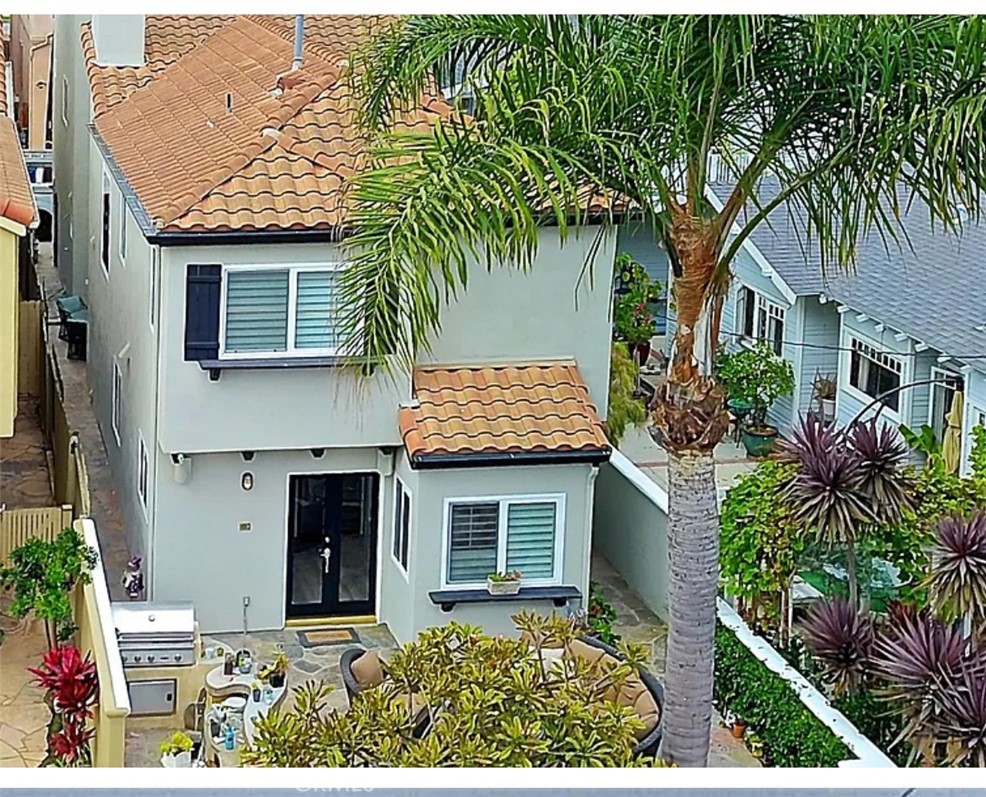 211 8th Street, Huntington Beach CA 92648 - photo 1