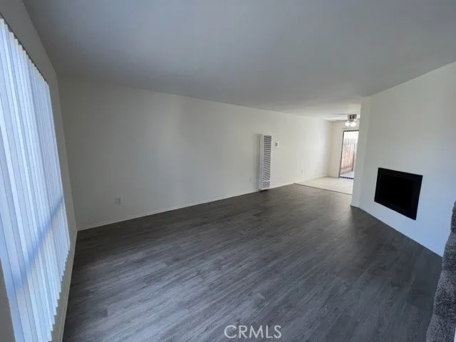 2111 California C, Huntington Beach, CA 92648