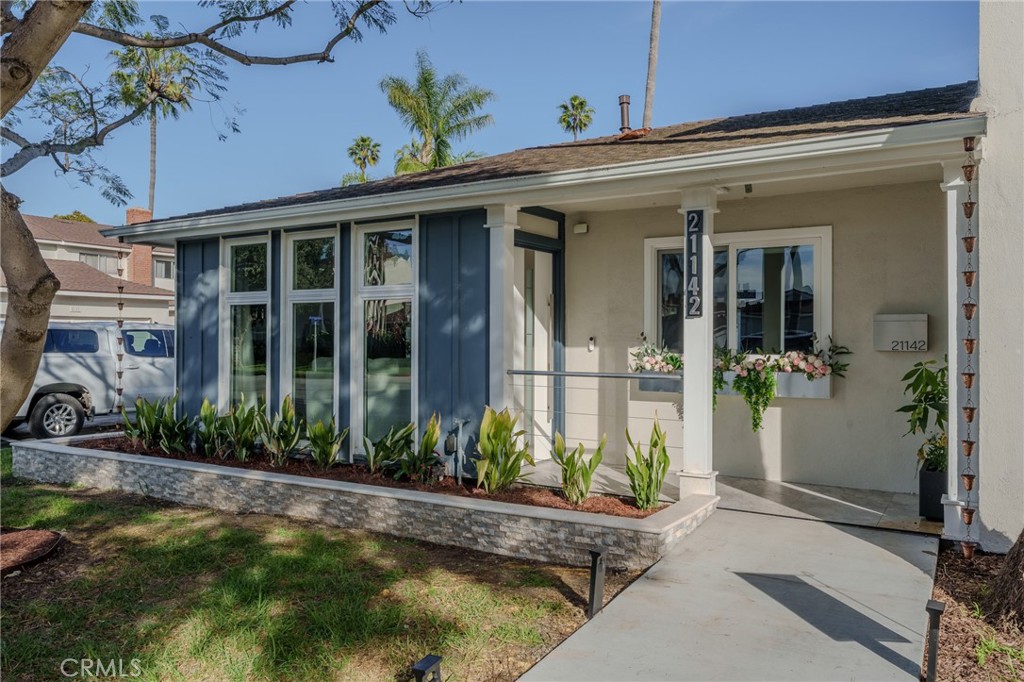 21142 Surfwood, Huntington Beach CA 92646 - photo 1
