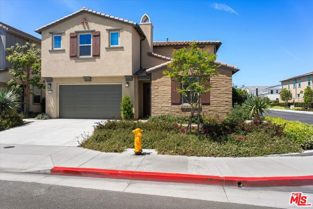 21181 Strathmoor Lane, Huntington Beach CA 92646 - photo 1