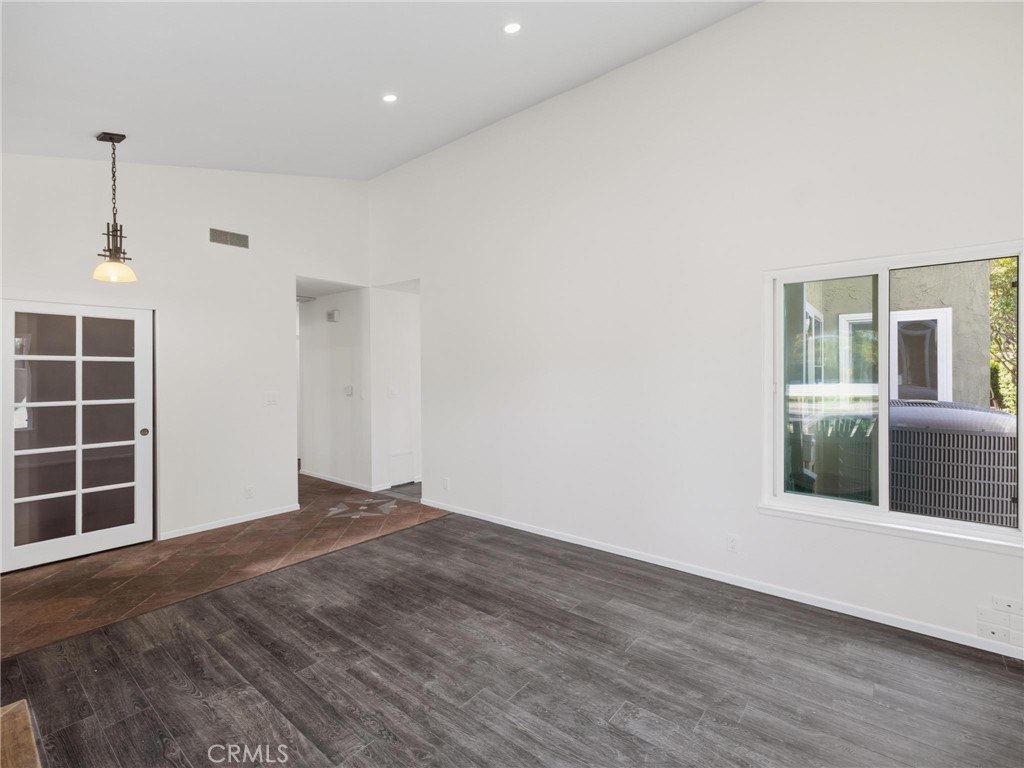 21241 Lochlea Lane, Huntington Beach CA 92646 - photo 8