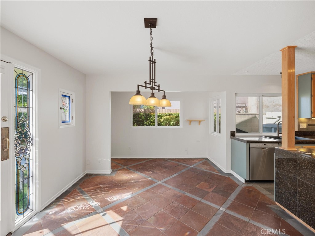 21241 Lochlea Lane, Huntington Beach CA 92646 - photo 11