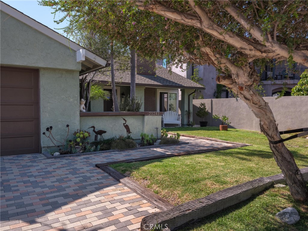 21241 Lochlea Lane, Huntington Beach CA 92646 - photo 62