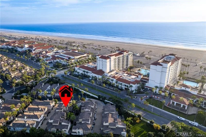 21261 Baeza, Huntington Beach