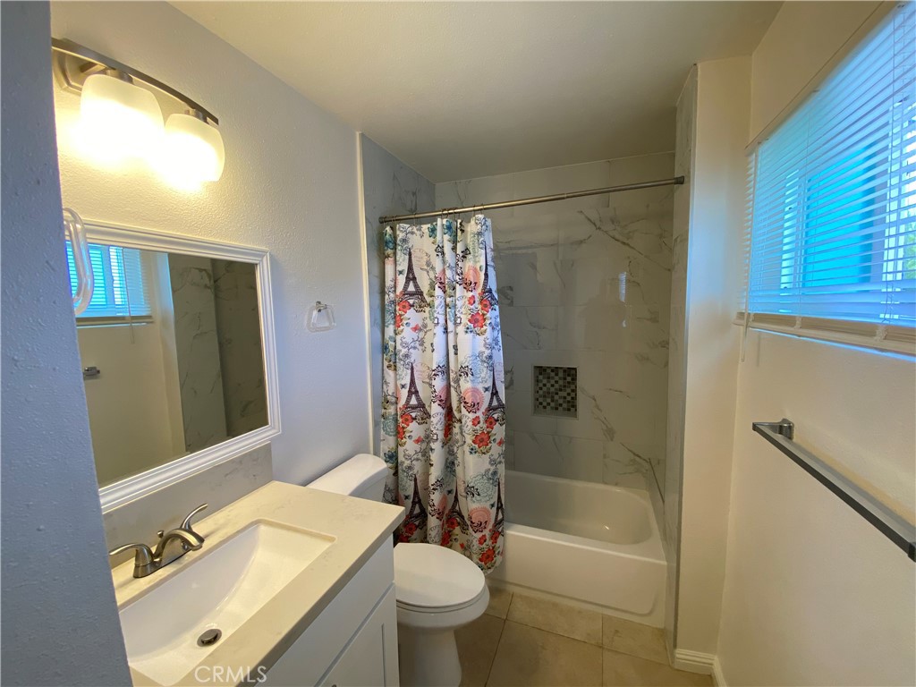 Primary Bath - 21281 Freeport Lane, Huntington Beach CA 92646 - photo 11