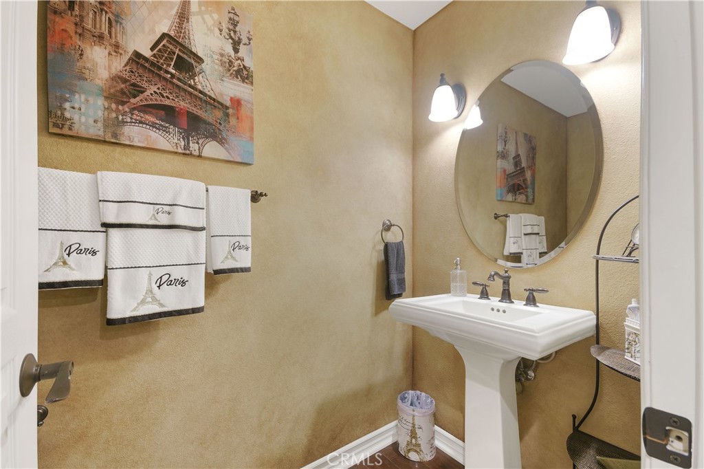 21320 Veleta Circle, Huntington Beach CA 92648 - photo 11