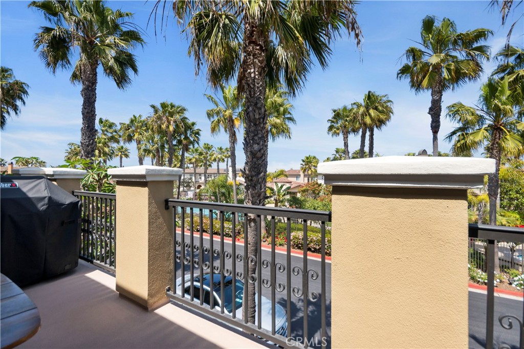 21320 Veleta Circle, Huntington Beach CA 92648 - photo 15