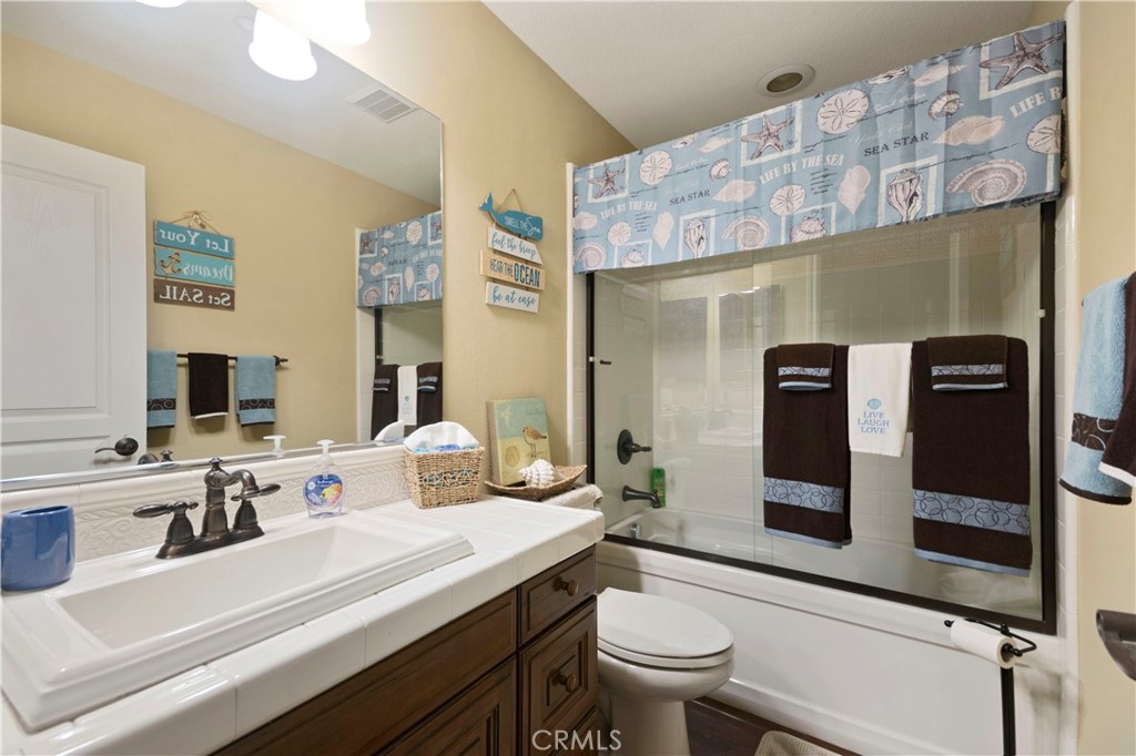 21320 Veleta Circle, Huntington Beach CA 92648 - photo 20