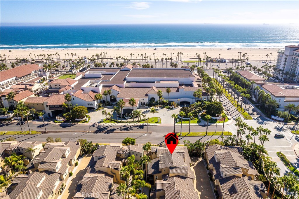 Exclusive Waterfront Resort Style Gated Community just steps to the Ocean!! - 21336 Veleta Circle, Huntington Beach CA 92648 - photo 1