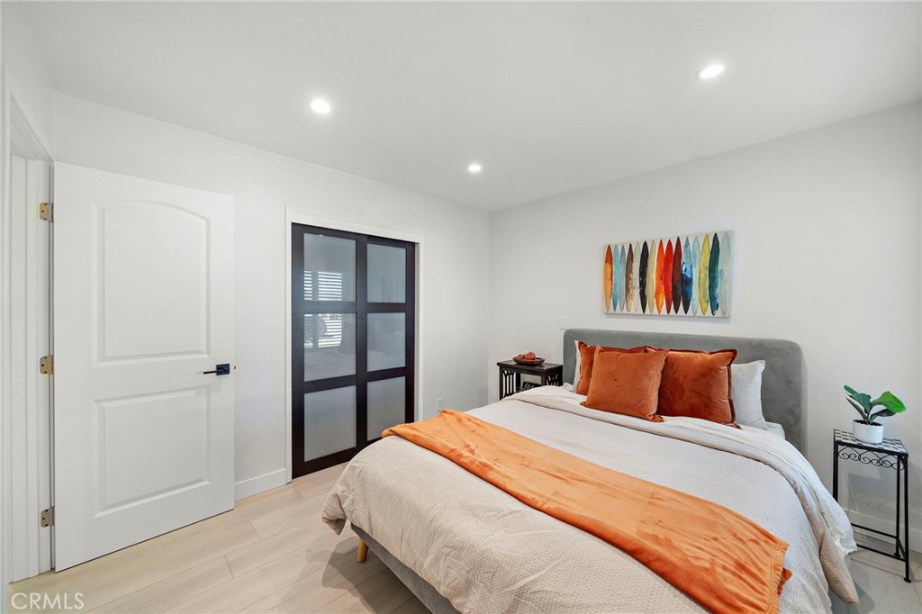 Frosted-glass closet doors - 21341 Seaforth Lane, Huntington Beach CA 92646 - photo 22