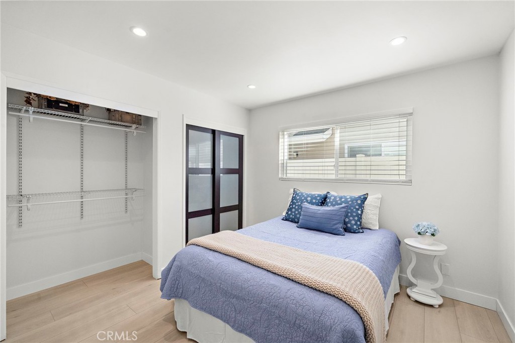 Secondary room - 21341 Seaforth Lane, Huntington Beach CA 92646 - photo 23