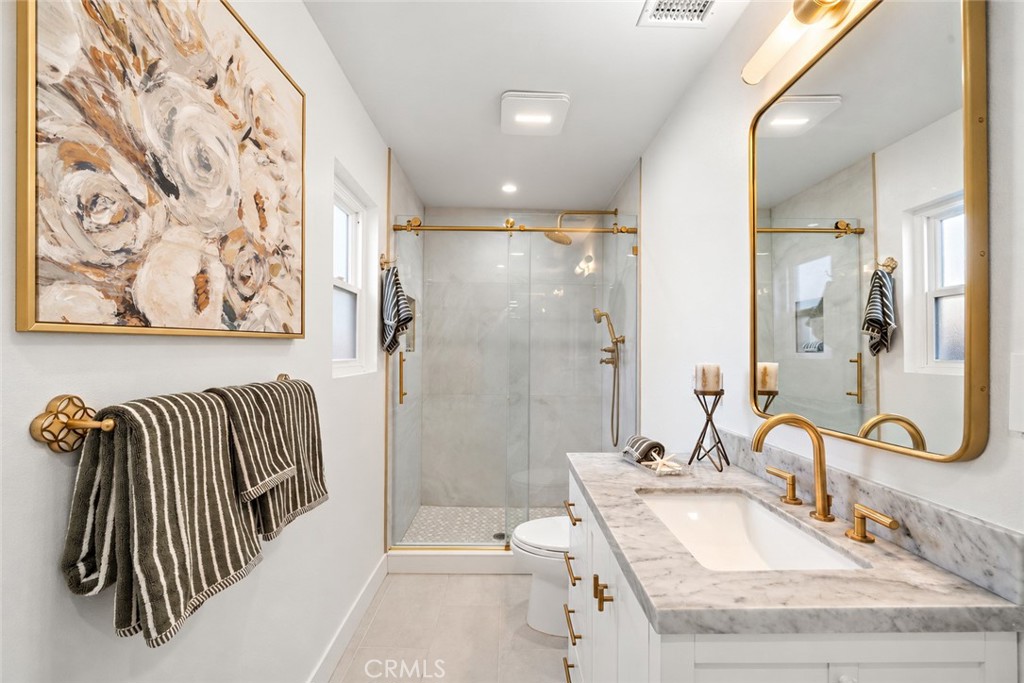 Spa-inspired primary bath showcases - 21341 Seaforth Lane, Huntington Beach CA 92646 - photo 28