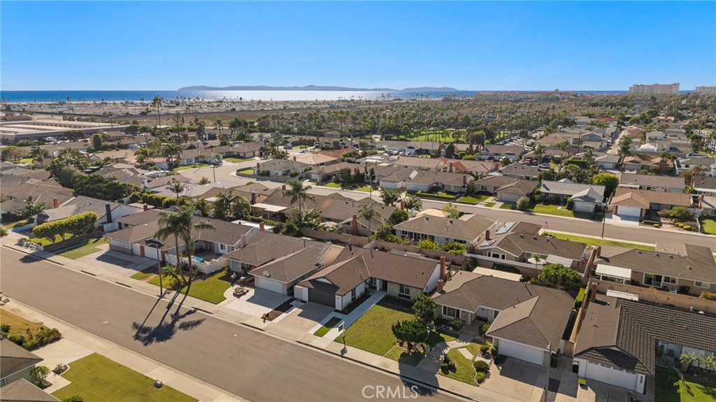 Less than a mile from the Pacific Ocean - 21341 Seaforth Lane, Huntington Beach CA 92646 - photo 37