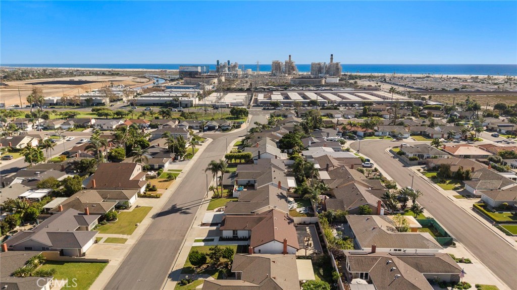 21341 Seaforth Lane, Huntington Beach CA 92646 - photo 44