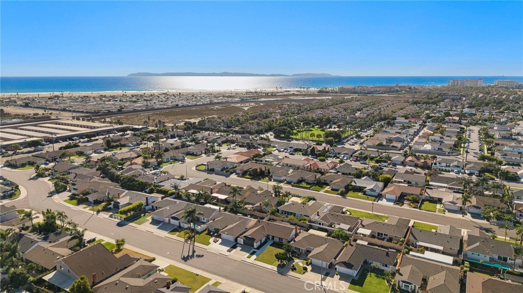 21341 Seaforth Lane, Huntington Beach CA 92646 - photo 38