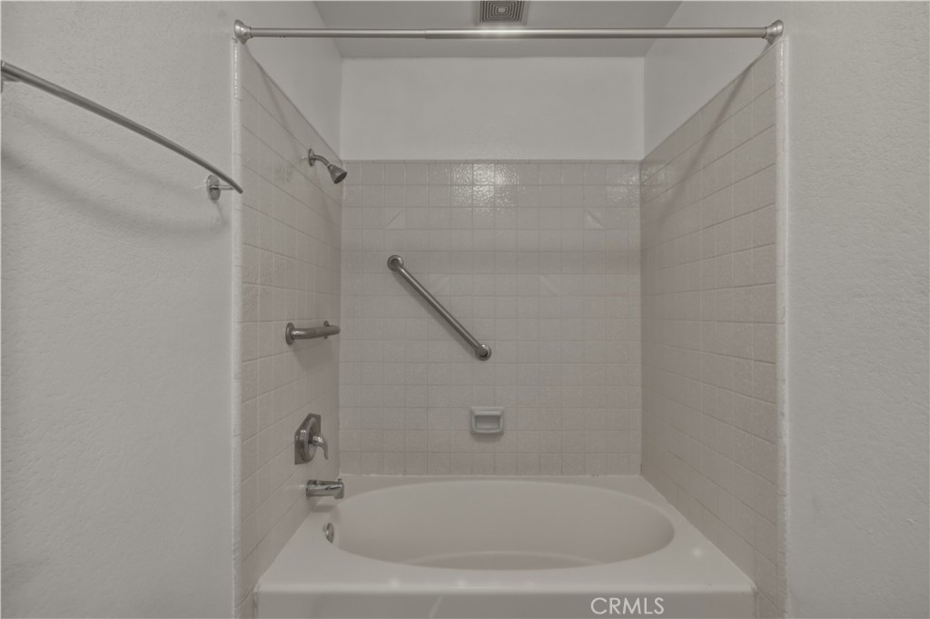 21372 Brookhurst 425, Huntington Beach CA 92646 - photo 14