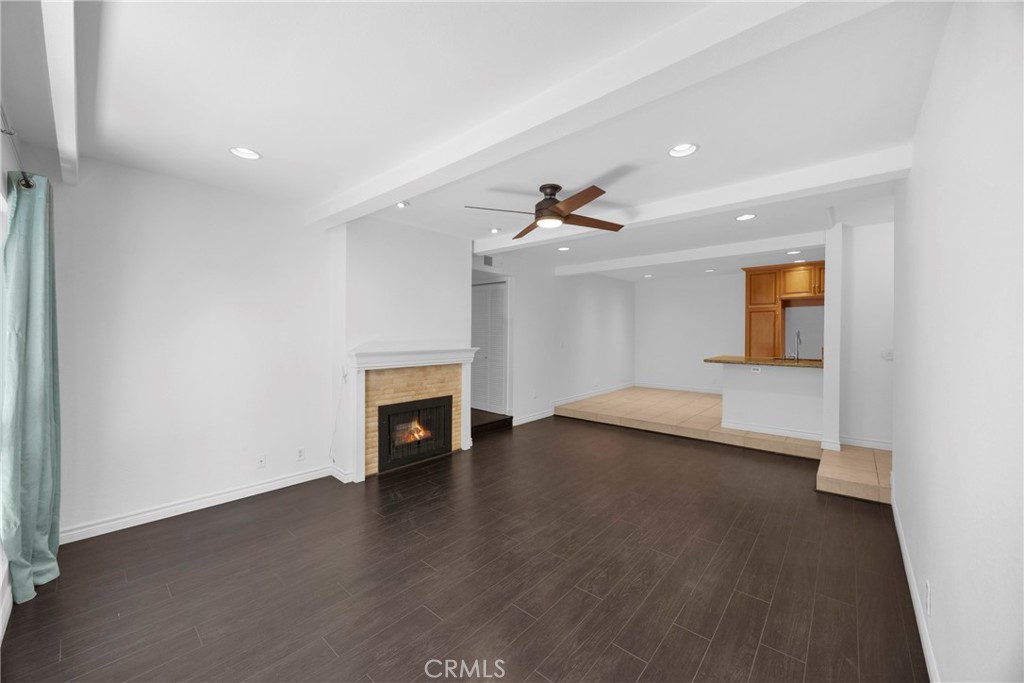21372 Brookhurst 526, Huntington Beach CA 92646 - photo 4