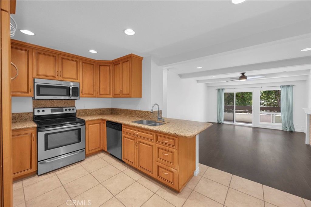 21372 Brookhurst 526, Huntington Beach CA 92646 - photo 6