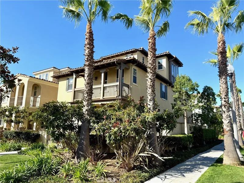 21421 Hayley, Huntington Beach, CA 92646