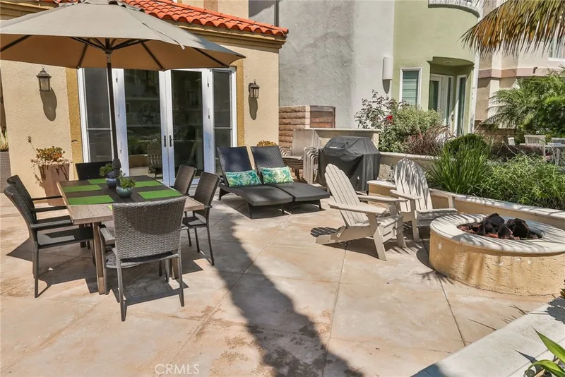 215 6th street, Huntington Beach