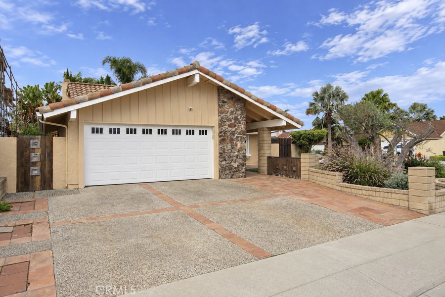 21651 Branta Circle, Huntington Beach CA 92646 - photo 3