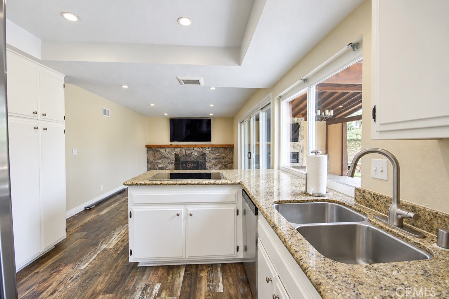 21651 Branta Circle, Huntington Beach CA 92646 - photo 9