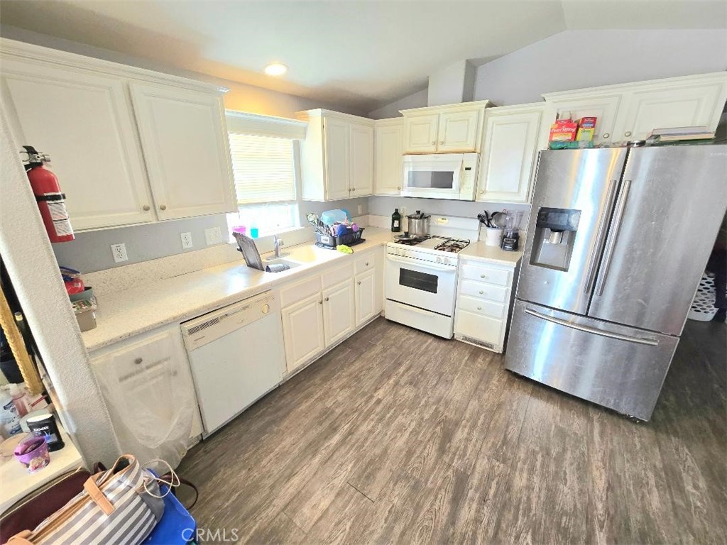 Kitchen - 21752 Pacific Coast Hwy 7A, Huntington Beach CA 92646 - photo 5