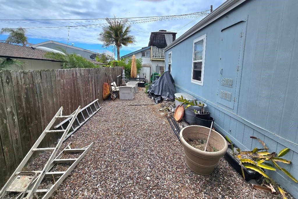 Big back yard - 21752 Pacific Coast Hwy 7A, Huntington Beach CA 92646 - photo 15