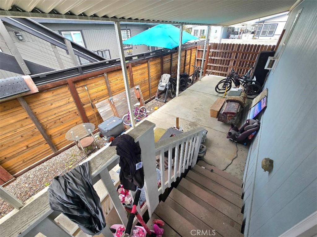Other side yard - 21752 Pacific Coast Hwy 7A, Huntington Beach CA 92646 - photo 17