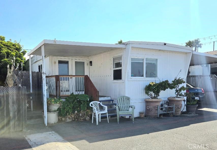 Front - 21752 Pacific Coast Hwy 9, Huntington Beach CA 92646 - photo 3