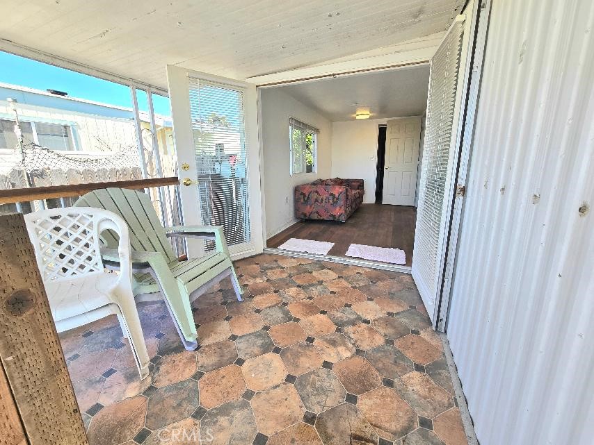 Front Patio / Room 1 - 21752 Pacific Coast Hwy 9, Huntington Beach CA 92646 - photo 18