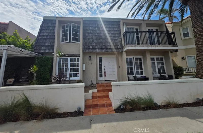 218 16th B, Huntington Beach