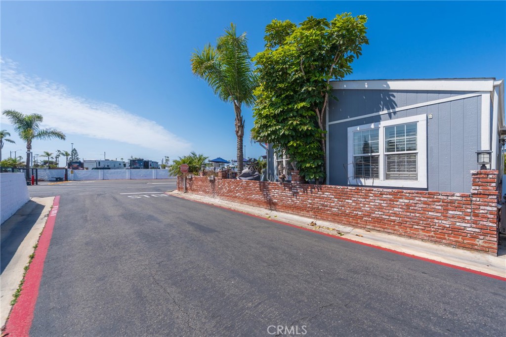 21851 Newland 268, Huntington Beach CA 92646 - photo 14